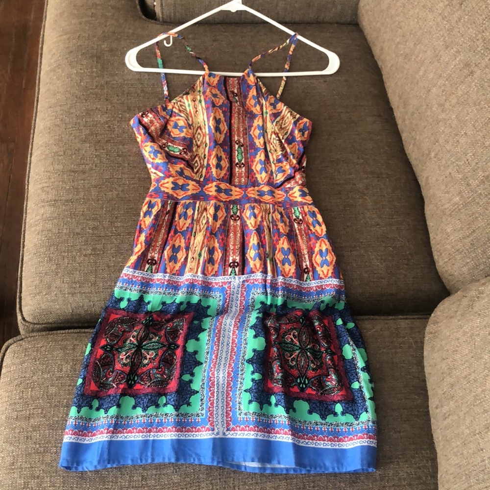 LE3NO Printed dress, halter neck, cut out back